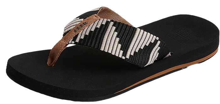 Reef black and white flip flops great for the beach