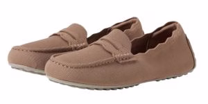 tan driving loafers wtih scalloped edge
