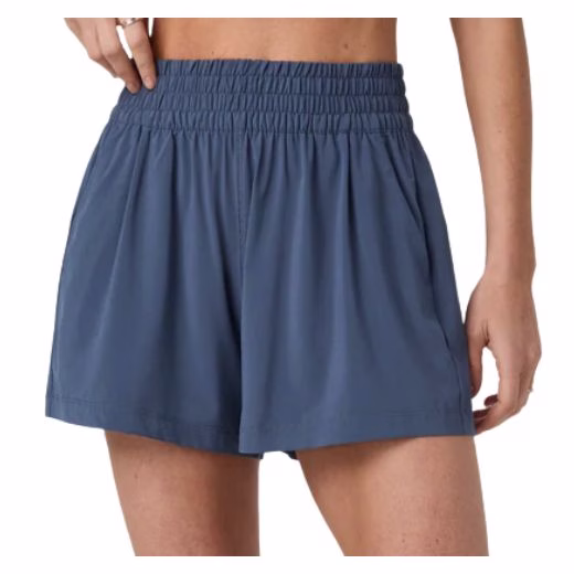 Vuori blue shorts