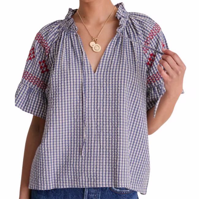tuckernuck cute ballon sleeve gingham top with red stitching