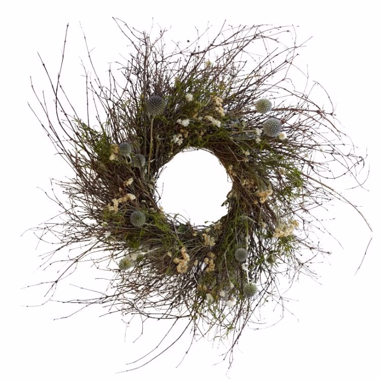 wispy aysmmetrical wreath with spanish moss