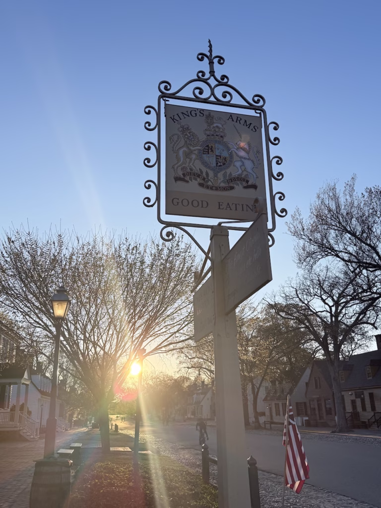 Kings Arms Tavern Sign