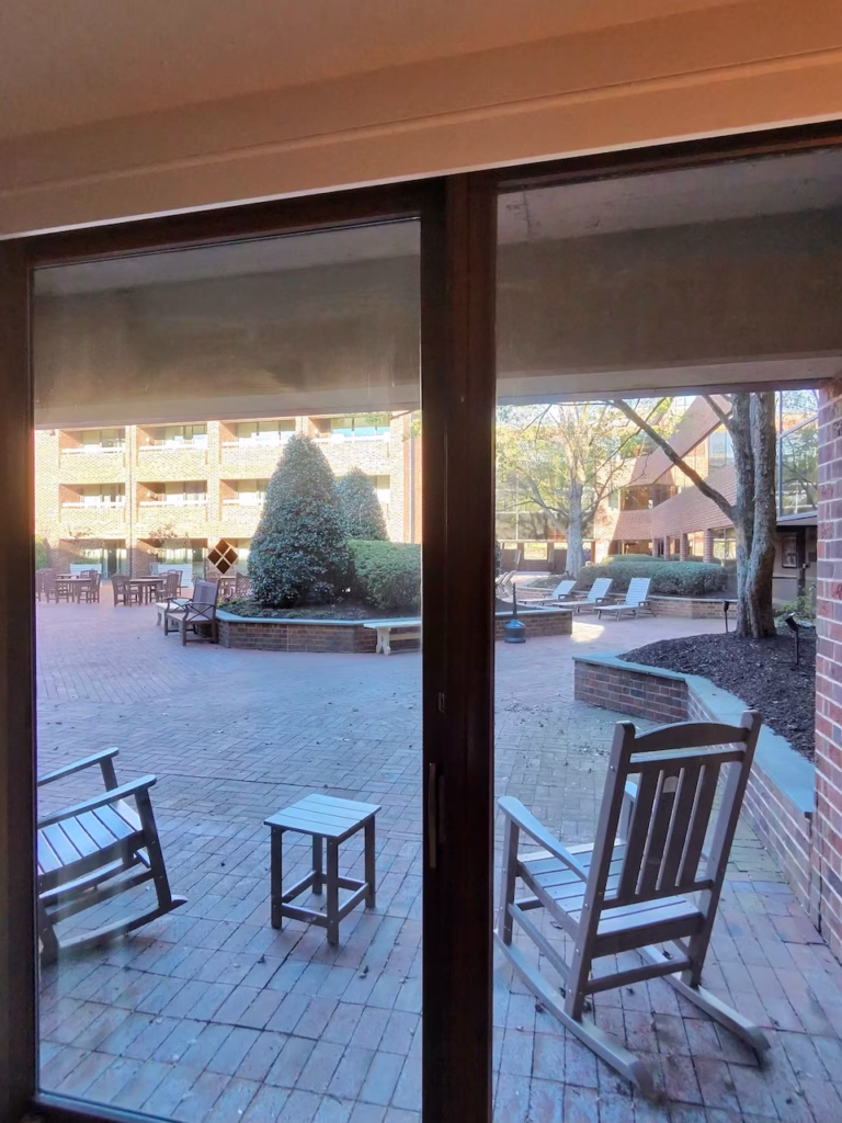 Williamsburg Hotel Patio