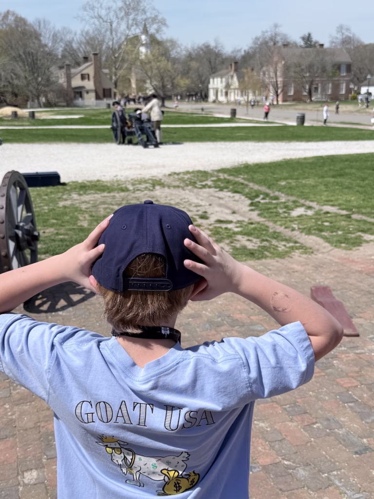 cannons firing at colonial williamsburg