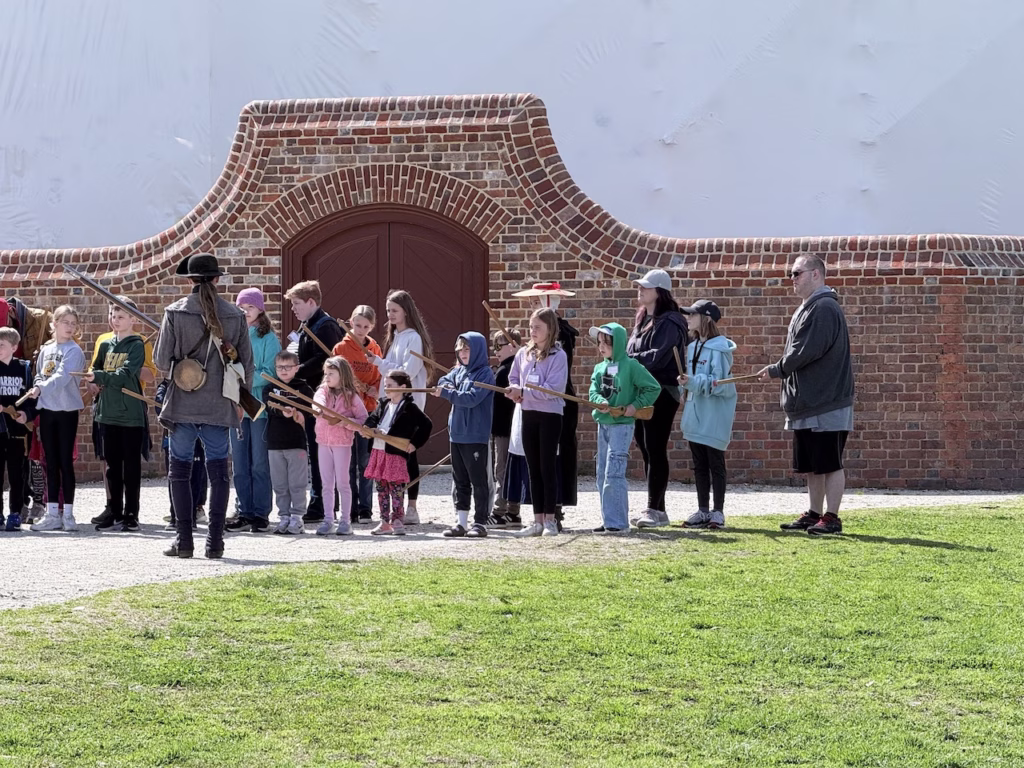learning to be in the army at colonial williamsburg