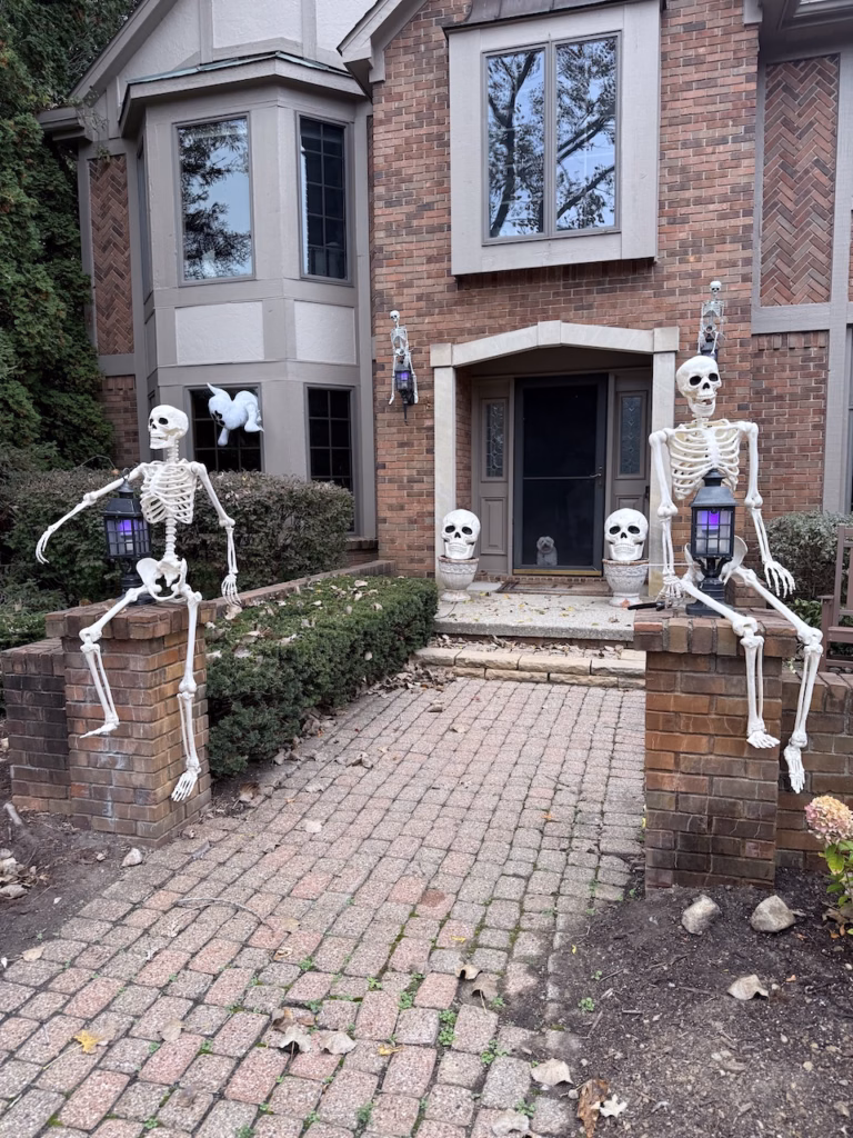 house halloween decor